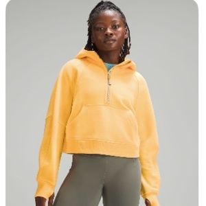 Lululeemon Scuba M/L worn 1x Mango dream color
